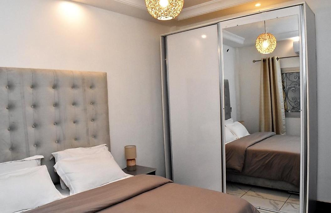 Residence L'Ecrin Yaoundé Екстериор снимка