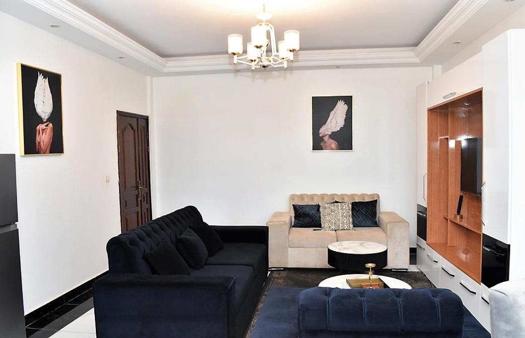 Residence L'Ecrin Yaoundé Екстериор снимка