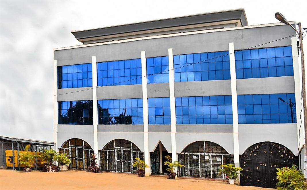 Residence L'Ecrin Yaoundé Екстериор снимка
