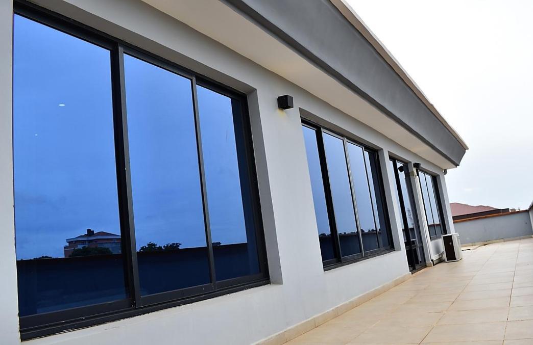Residence L'Ecrin Yaoundé Екстериор снимка