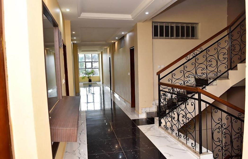 Residence L'Ecrin Yaoundé Екстериор снимка