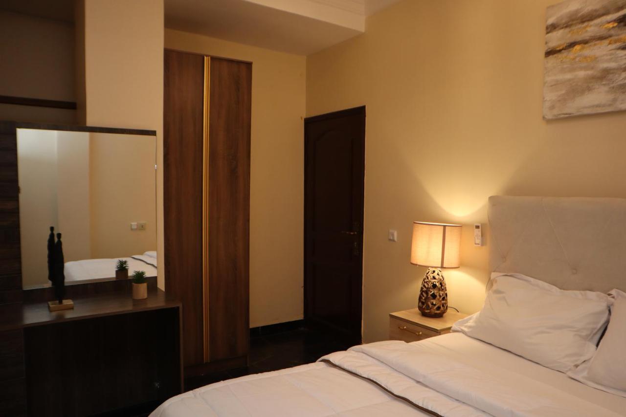 Residence L'Ecrin Yaoundé Екстериор снимка