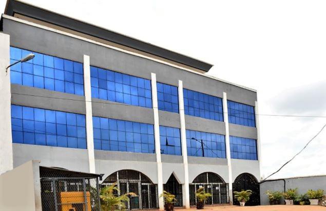 Residence L'Ecrin Yaoundé Екстериор снимка