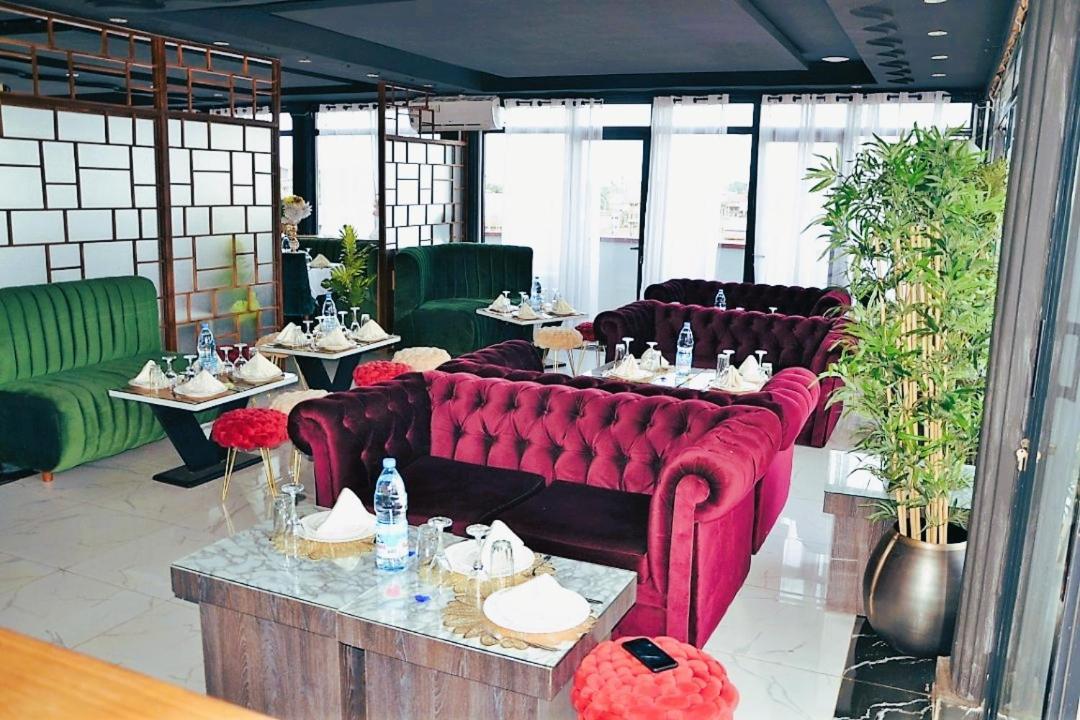 Residence L'Ecrin Yaoundé Екстериор снимка