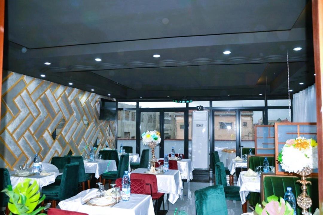 Residence L'Ecrin Yaoundé Екстериор снимка
